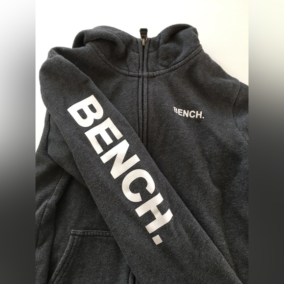 Bench hoodie - Picture 2 of 5